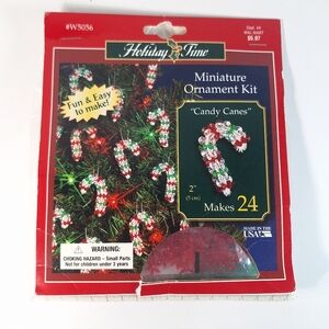 Vintage Holiday Time Beadery Beaded Ornament Craft Kit 24 Candy Canes